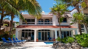 Incredible villa in South Akumal for sale